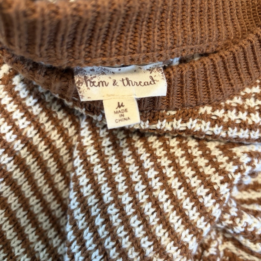 Hem & Thread Medium Rust White Patterned Sweater Pullover Grandpacore - Picture 2 of 8